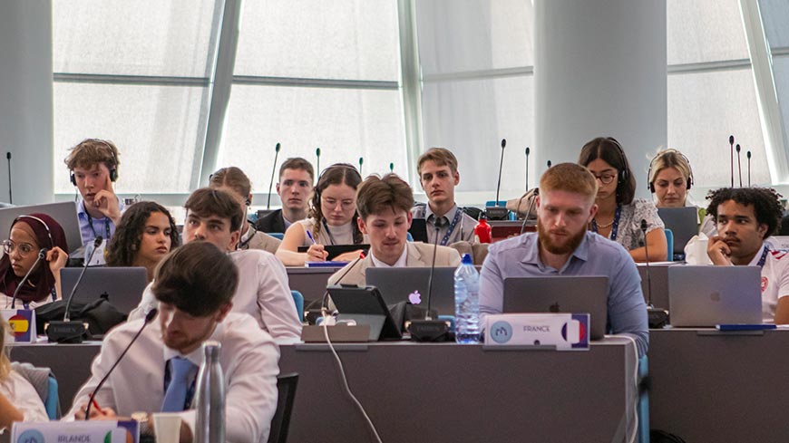 CoEMoN! 2024 - 250 European students get familiar with the Council of Europe’s negotiation model